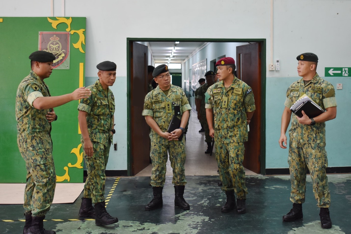 News Headlines - COMMANDER OF ROYAL BRUNEI LAND FORCE CONDUCTS...